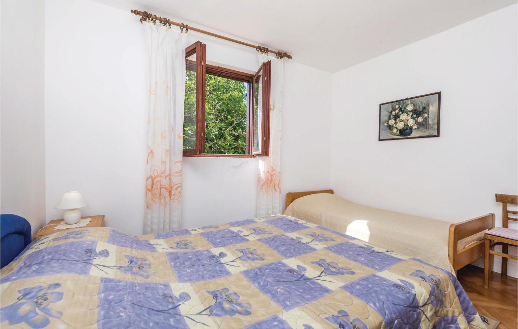 Stunning Apartment In Barbat-Rab With Wifi Barbat na Rabu Exteriör bild